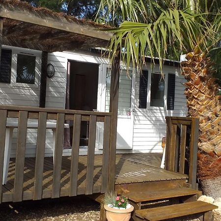 Mobilhome Chez Cathy & Simon Marseillan  Exterior photo